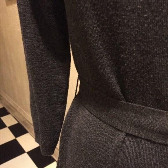 Rabbit Rabbit Rabbit Designs Gray Belted Sweater Dress Size XL - Picture 6 of 9